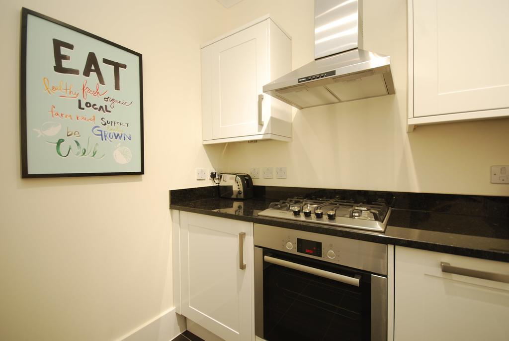 Apartment New Oxford Street